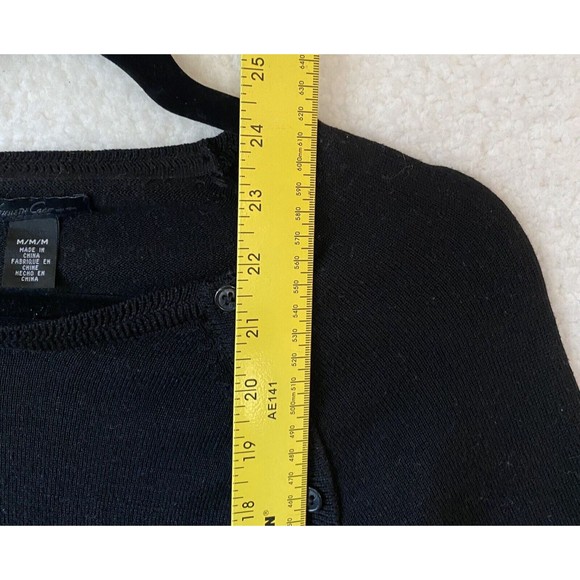 Kenneth Cole Womens Sweater Size M Black Knit Long Sleeve Scoop Neck Button - Picture 8 of 8